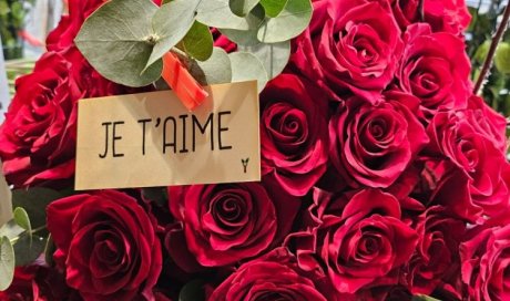 Bouquet de roses rouges pour la Saint-Valentin au Puy-en-Velay