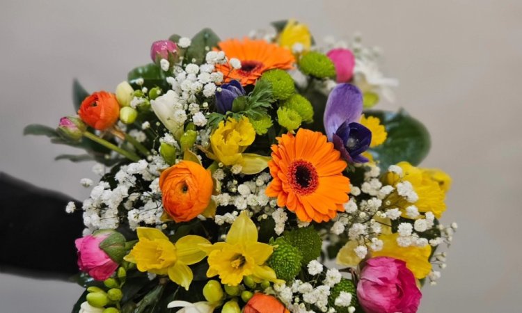 Bouquet printanier, Fleur et sens, Puy-en-Velay